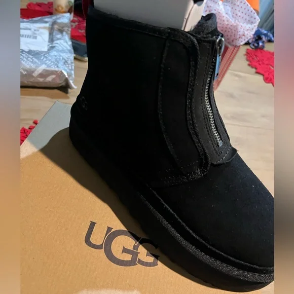 UGG | Shoes | Ugg Neumel Zip Platform Boots Black Womens Us